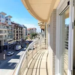 In With Ocean Views Appartement Nieuport