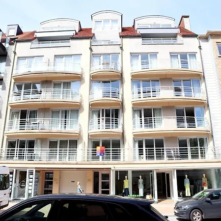 Apartment In With Ocean Views *