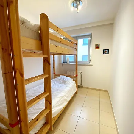 아파트 Apartment In Nieuwpoort With Ocean Views