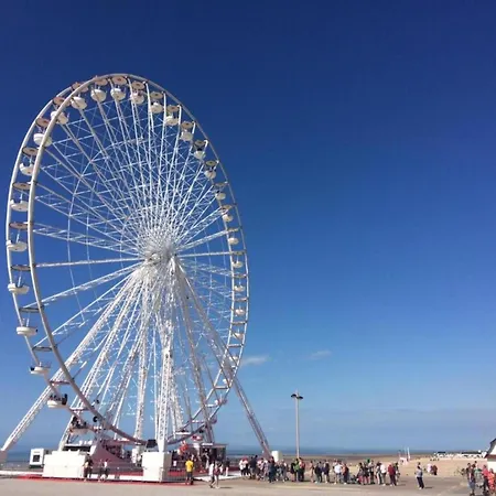 Apartment In Nieuwpoort With Ocean Views 아파트